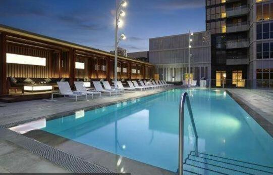 Metropolis Loft - Cn Tower Apartment Toronto Ngoại thất bức ảnh